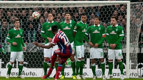 凯恩5分钟双响+生涯500球里程碑，拜仁客场3-0完胜不莱梅6分领跑