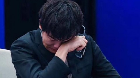 柯洁0-3完败AlphaGo！人类棋王三盘苦战难撼“围棋上帝”