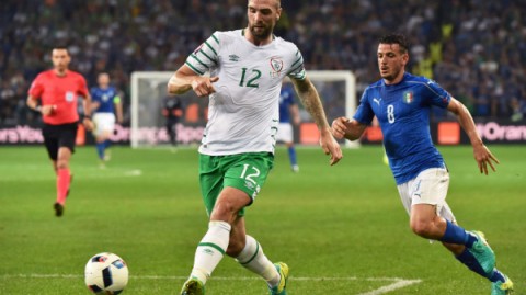 历史性爆冷！C罗226场首红＋帕罗特双响 葡萄牙0-2爱尔兰无缘提前晋级