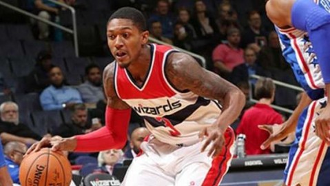 风城塌了！黄蜂蜇人太疼，公牛这十连败看得人血压飙升