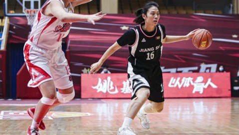 落后17分算个啥！厦门女篮这波翻盘看得我热血沸腾，彭诗晴准三双太硬了！