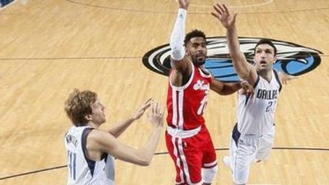 附加赛决战：灰熊主场迎战独行侠，ESPN预测主队64.6%概率晋级