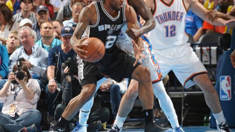 拒绝被横扫！雷霆第三节40分风暴击溃马刺，亚历山大34分复仇宿敌