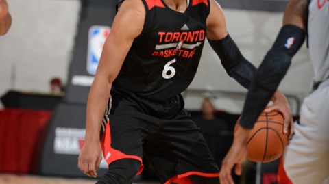 热火夏季联赛暴揍雄鹿！奥罗碾压强援法尔，这比赛看得我嗓子眼都冒烟！