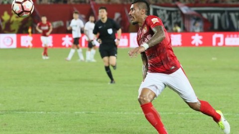 西甲第30轮大都会惊魂夜：巴萨2-1逆转十人马竞，7分领跑冠军在望