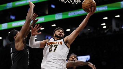 库兹马打爆篮网防线，奇才主场终于硬了一回！这场球看得我直拍大腿