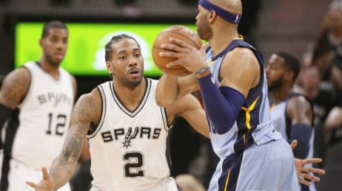 青春风暴撞上老辣剧本！莫兰特38分硬解马刺，波波维奇这盘棋你看懂了吗？