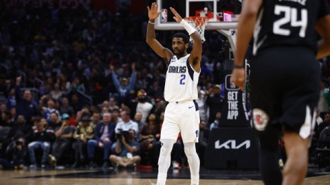 萨克拉门托的午夜，神仙打架与福克斯的救赎