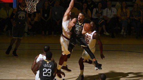 西施故里这夜的热血翻盘！诸暨队主场硬仗吃下湖州，老将定海神针看哭球迷