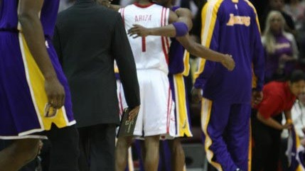 湖人客场惨遭火箭吊打，杰伦格林这一战打没了湖人的心气儿！