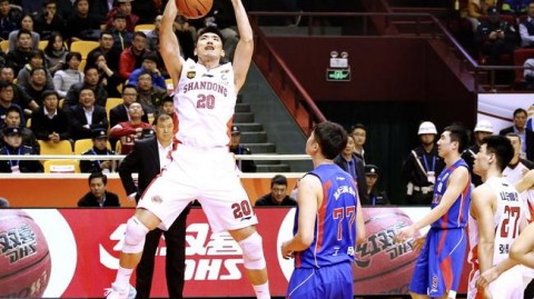 那年十一月中午的紧张：山东大汉的硬气是如何在最后几秒抢回来的？