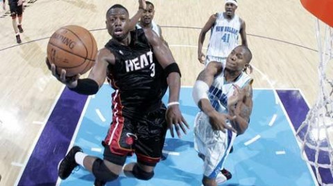 这场黄蜂对热火，看得我血压都上来了！