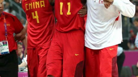 差距比想象中还残忍！澳洲男篮用三分雨给韩国上了一课，李贤重被打回原形？