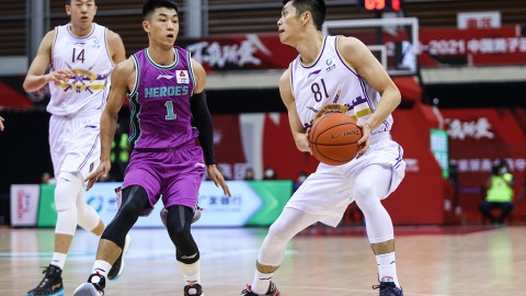 新帅斗法各取主场，北控山东谁能笑傲季后赛卡位战？