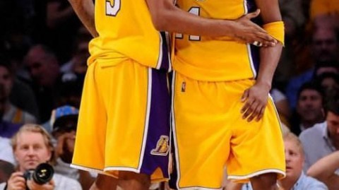 标题：西决之王！08年科比场均29.2分送卫冕冠军出局，湖人重返总决赛舞台