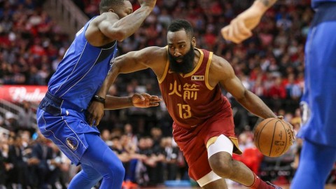 达拉斯铁骑踏破休城，东契奇三双盛宴背后藏着多少无奈？