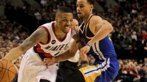 这一夜，大通中心的“板凳匪徒”把开拓者打花了