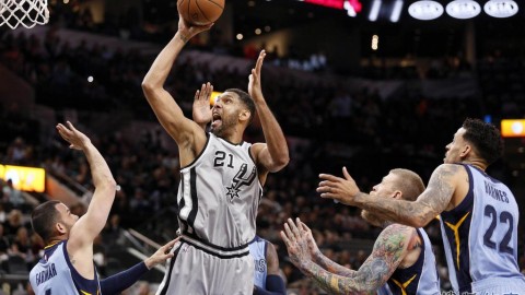 这剧情比电视剧还狗血！福克斯回娘家翻车，拉文却在家门口封了神