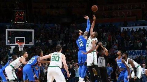 狂飙40分还输球？库里34分普尔30分，这场西部卡位战打得像总决赛！