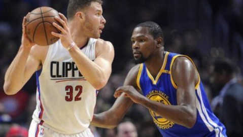 大通中心的青春风暴！勇士主场掀翻快船，库明加们给卡椒登上了堂活力课