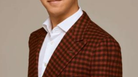 藏了十几年，至今没人扒清她到底姓什么