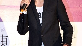 陈坤清醒反击内娱整容凝视，他用一句自嘲治好了容貌焦虑