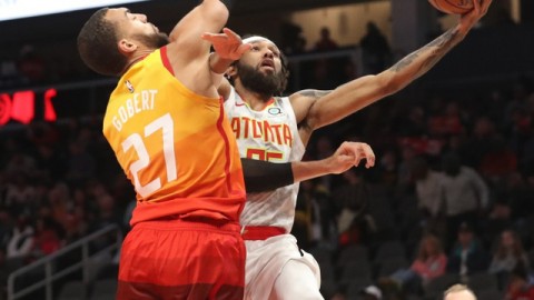 老鹰主场“心跳大逃杀”：一场把悬念焊死在最后一秒的经典对决