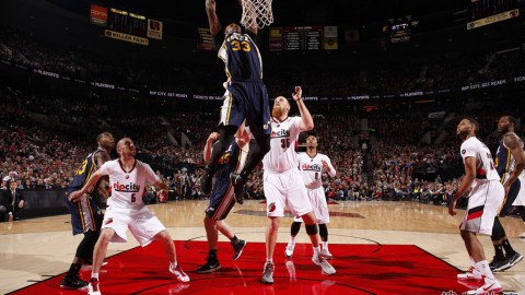 离谱！爵士加时赛神奇逆转开拓者，这剧本你敢信？塞克斯顿真是“打脸”专家