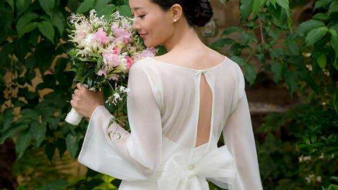 豪門棄婦逆襲好萊塢，陳法拉44歲素顏狀態驚人