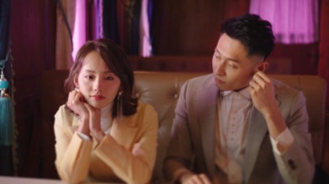 # 意难平！张嘉倪买超婚姻变局，揭开内娱童话滤镜