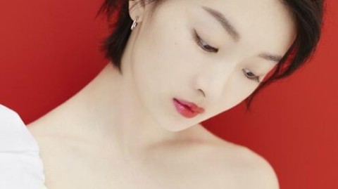 # 终于剪掉长发，周冬雨这波短发造型赢麻了