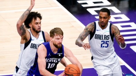 独行侠生死局把国王拖下水！欧文末节19分神迹背后，是西部最疯狂的剧本