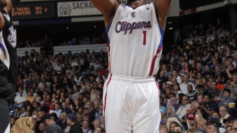 快船29分大胜国王止连败重返西部第八，伦纳德26+6续写神迹，德罗赞生涯总分超越“大O”历史第16