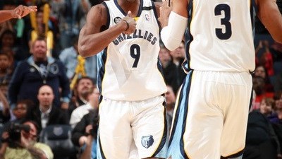 别吹莫兰特了！这大个子才是灰熊真核？威少10中1看着都心酸