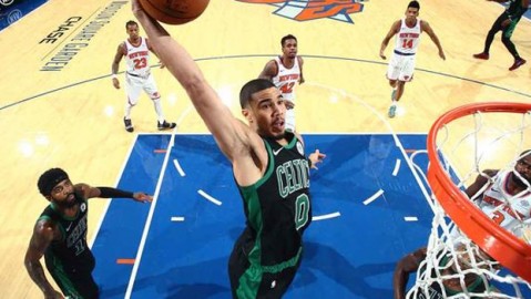 看完绿军和尼克斯这场球，我赌五毛钱，新赛季东决得是他俩！