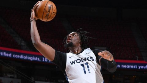 七月十五号赌城夏联大乱斗：篮网这波“军训”森林狼，下手忒狠了！