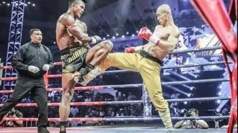 标题：武林风信阳站一龙vs潇杀狂：一场点数胜诉与奖杯归属的终极博弈