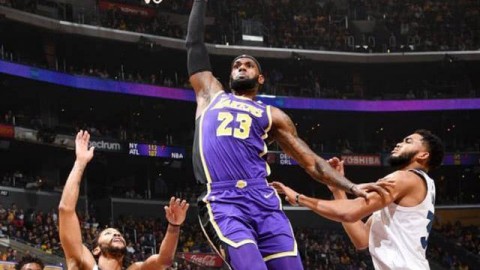 湖人这一夜：明明摸到了雷霆的脉搏，咋就最后泄了气？