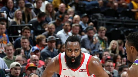 狂飙三分雨！湖人主场屠火箭锁定西部第三，但老詹这伤真把人吓出一身冷汗