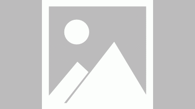 黄奕：48岁素颜上春晚却被逼跑东京街头