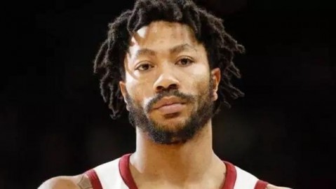 这是一份符合你所有要求的赛事复盘文章。