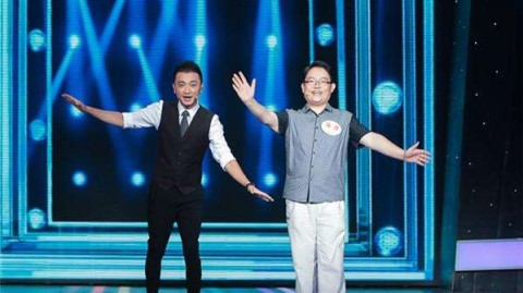意难平！快乐大本营主持人名单变迁，为何再无第二个她？