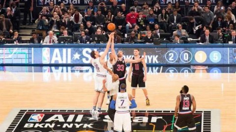 嘿！这球赢得也太“鹈鹕”了吧？——回味加索尔队暴揍德隆队那场新秀赛