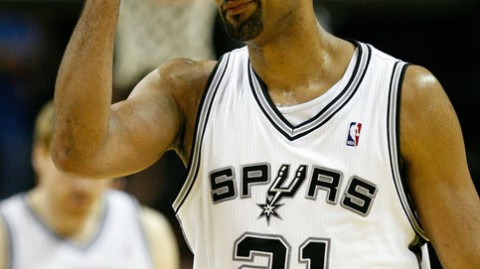 文班三节19+15+7帽铸禁飞区，马刺客场狂胜灰熊25分，正式送对手无缘季后赛