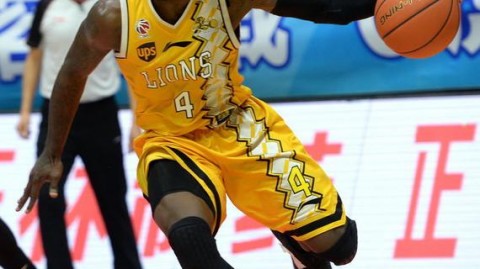 主场饮恨七分差，金华队那一抹压哨三分看得我眼眶发酸！这才是浙BA该有的样子