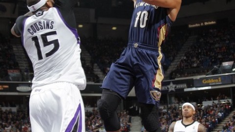 鹈鹕主场狂胜国王终结六连胜！锡安英格拉姆联手打爆萨博尼斯，这场西部卡位战太血腥了