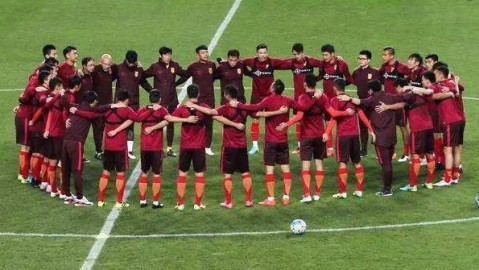 三球完败｜孙兴慜独造三球，国足主场遭遇“黑色三分钟”